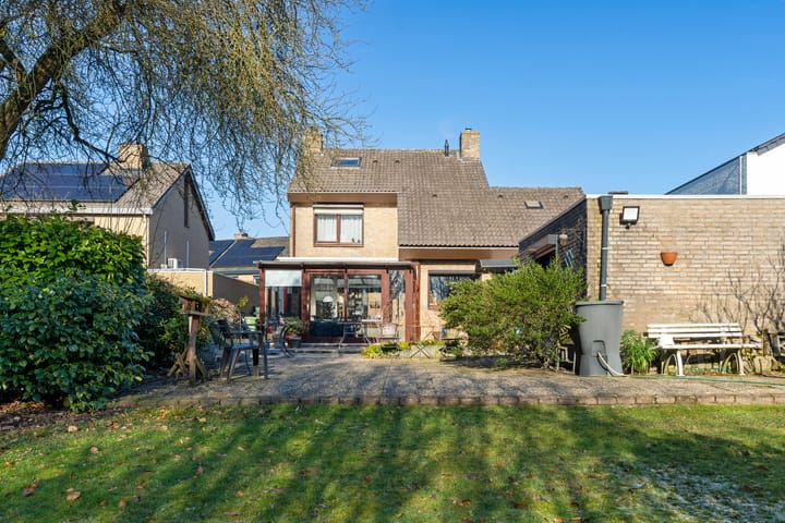 Foto 23 van Burgemeester Custerslaan 41