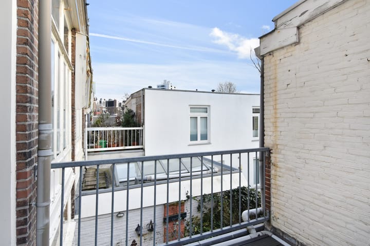 Foto 18 van Obrechtstraat 236