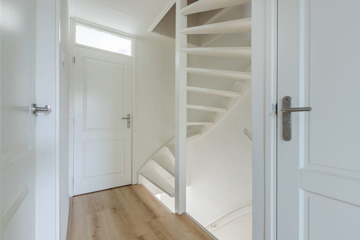 Photo 20 of Lindenlaan 19