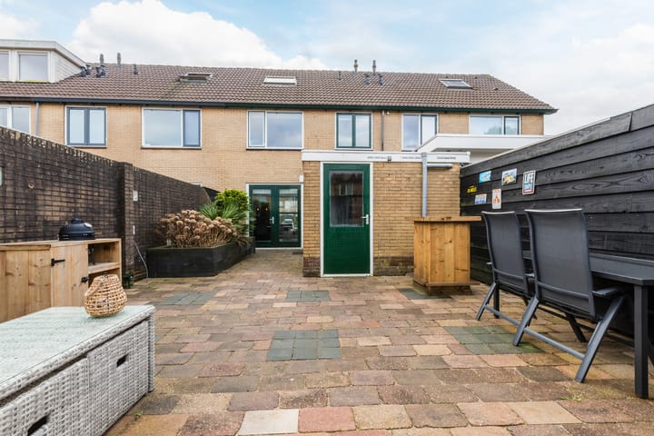 Photo 39 of Lindenlaan 19