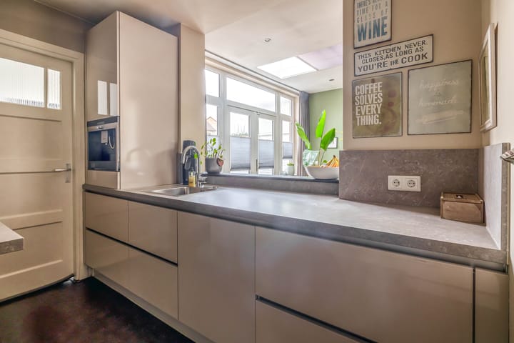 Foto 15 van Antoniusstraat 100