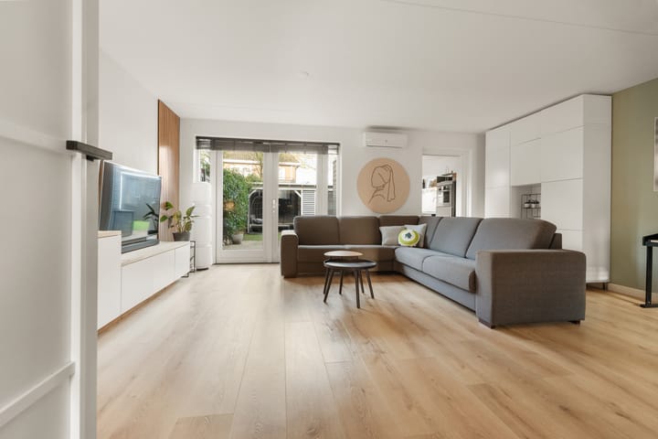 Foto 3 van Dominicanenstraat 18