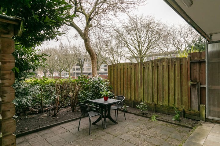 Foto 24 van Petrus Canisiusstraat 1