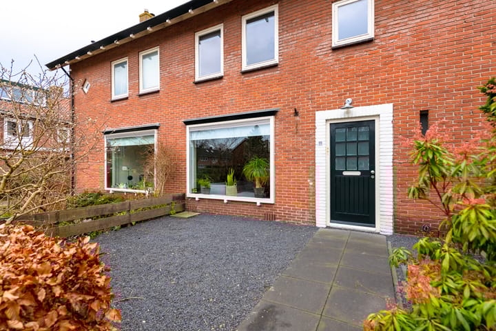 Foto 27 van Willem Pijperplein 111