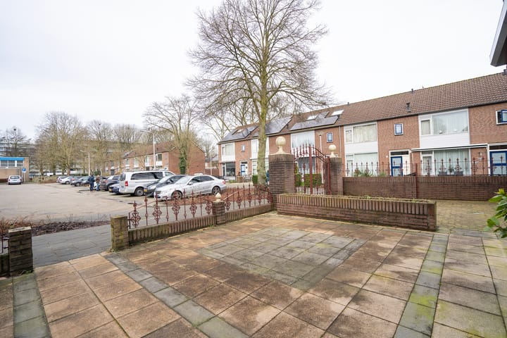 Foto 9 van Donizettistraat 50