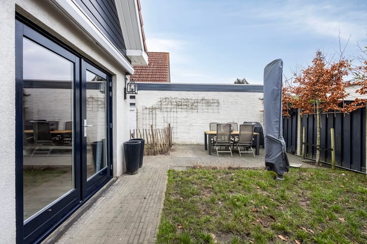 Photo 27 of Sportstraat 4