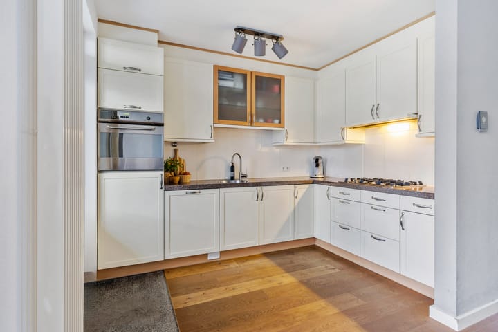 Photo 8 of Kaarsmakerwei 17