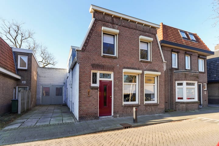 Doctor van Beurdenstraat 24