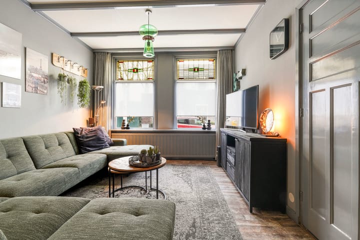 Foto 2 van Doctor van Beurdenstraat 24