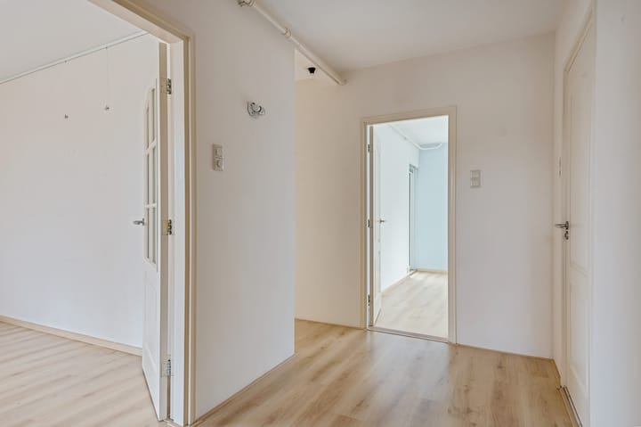 Foto 8 van Valkenburgerplein 1