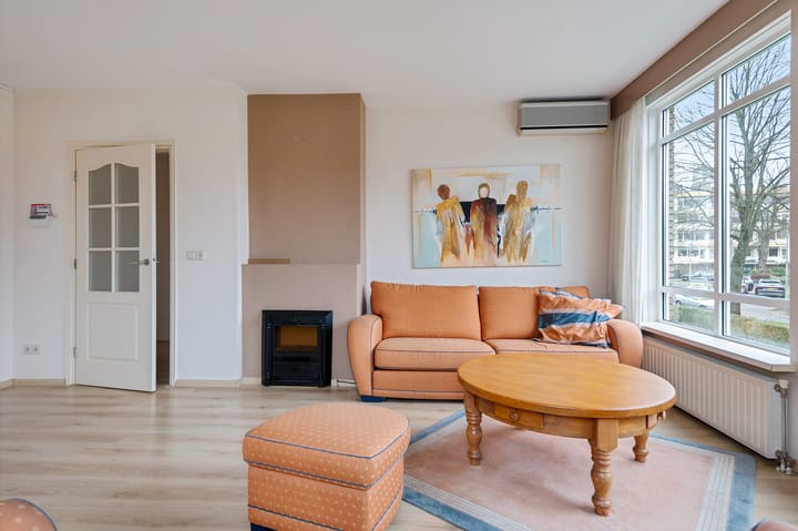 Foto 10 van Valkenburgerplein 1