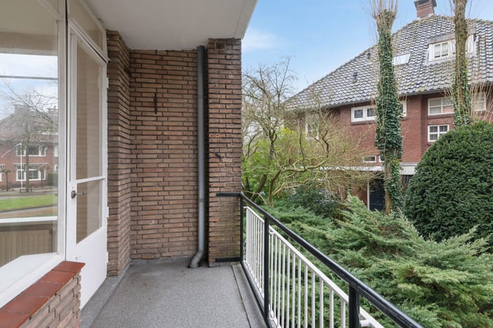 Foto 19 van Valkenburgerplein 1