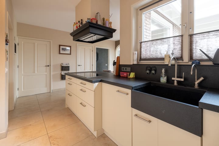 Foto 10 van Dr. Kuyperlaan 9