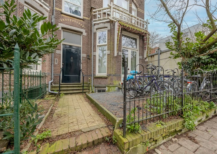 Foto 1 van Staringstraat 7