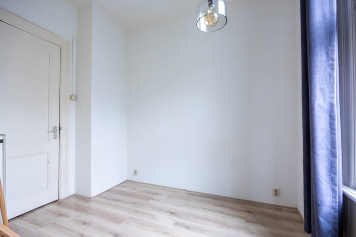 Foto 13 van Staringstraat 7