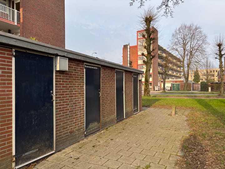 Photo 23 of Mr. P.J. Troelstralaan 263