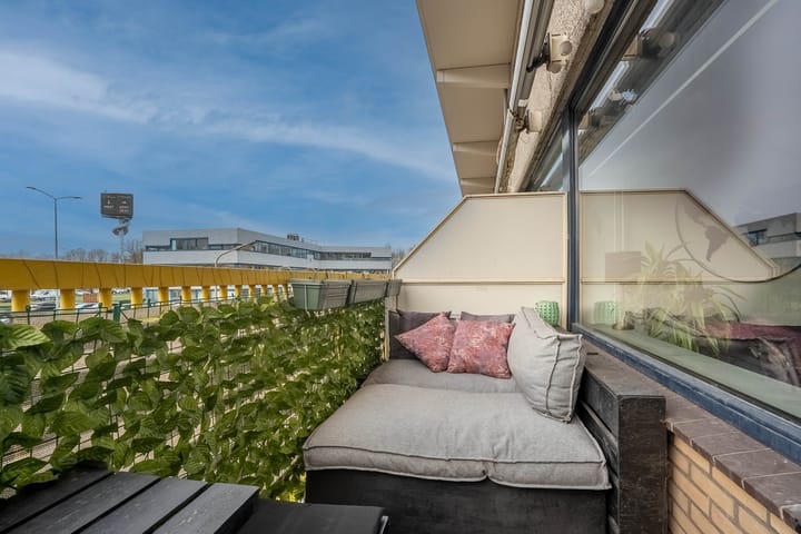 Photo 8 of Dokter van Stratenweg 114