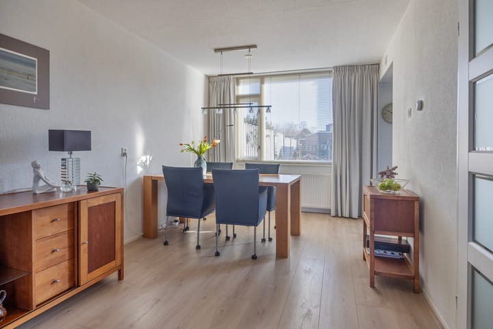 Foto 6 van Van Limburg Stirumware 82