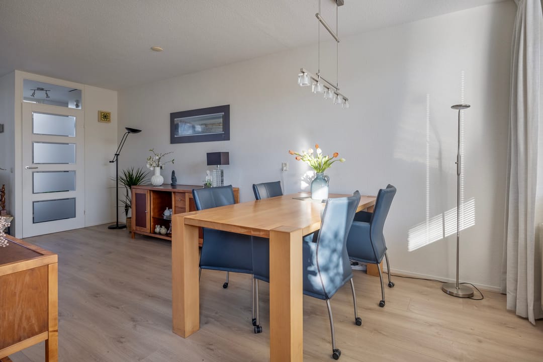 Foto 7 van Van Limburg Stirumware 82