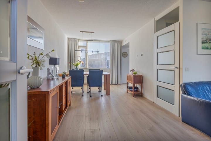 Foto 8 van Van Limburg Stirumware 82