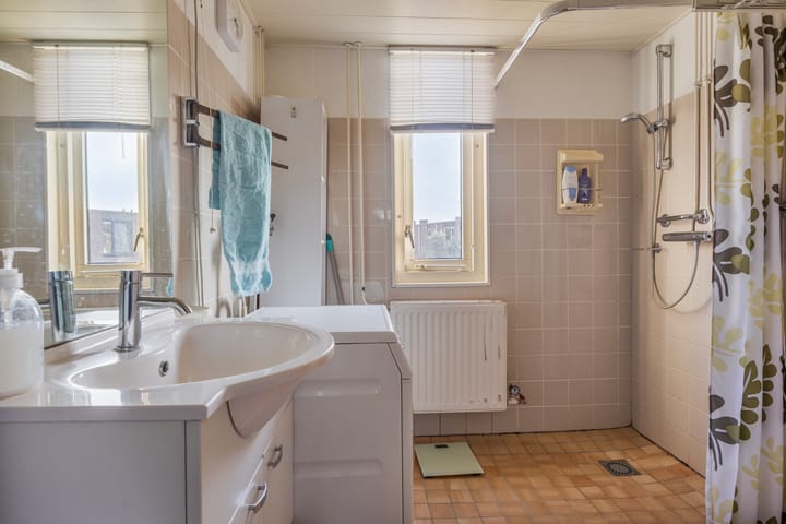 Foto 19 van Van Limburg Stirumware 82