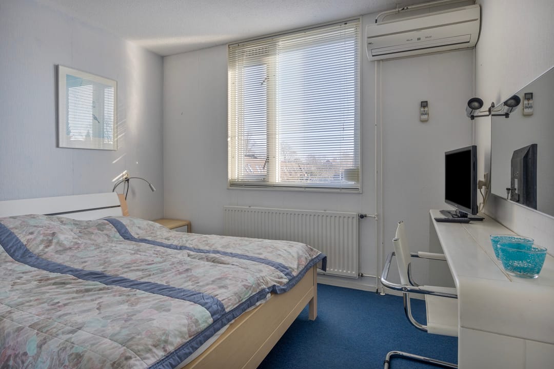 Foto 22 van Van Limburg Stirumware 82