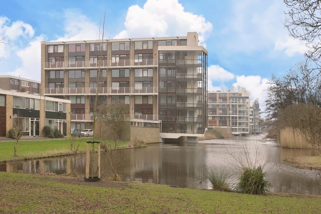 Foto 1 van van der Waalsstraat 127