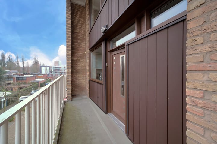 Foto 3 van van der Waalsstraat 127