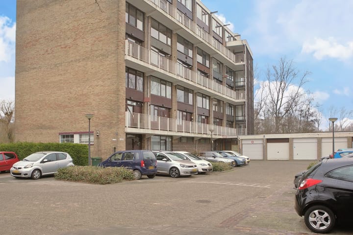 Foto 29 van van der Waalsstraat 127