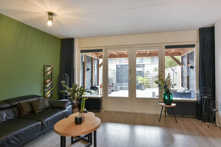 Foto 2 van Renoirhof 88