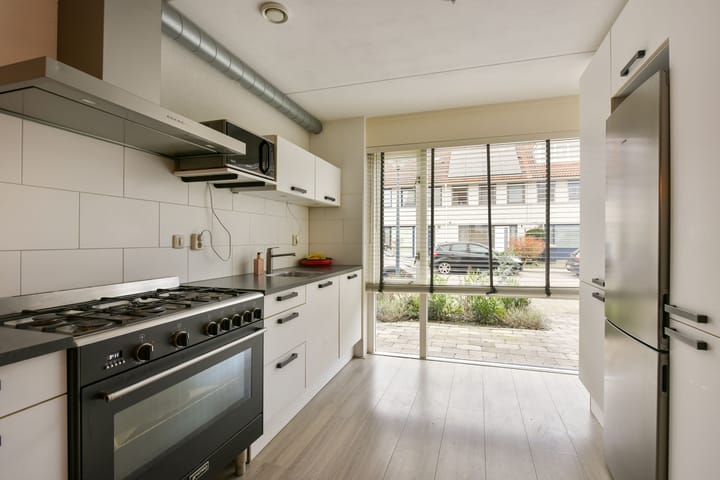 Foto 7 van Renoirhof 88