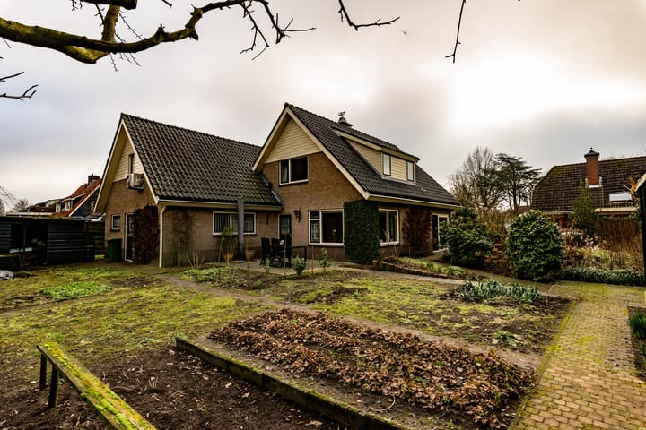 Foto 3 van Van der Flierhof 9