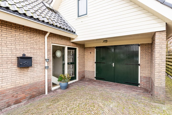 Foto 4 van Van der Flierhof 9