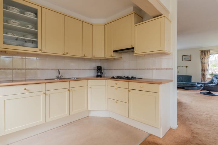 Foto 15 van Van der Flierhof 9