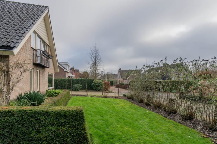 Foto 34 van Van der Flierhof 9