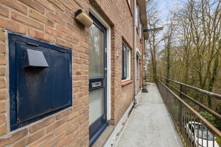 Foto 32 van van Heutszlaan 96-1