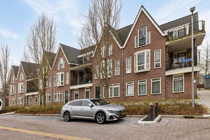 Photo 8 of Julianalaan 4-C