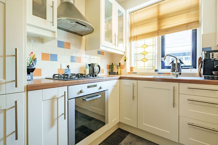 Foto 12 van Poststraat 4