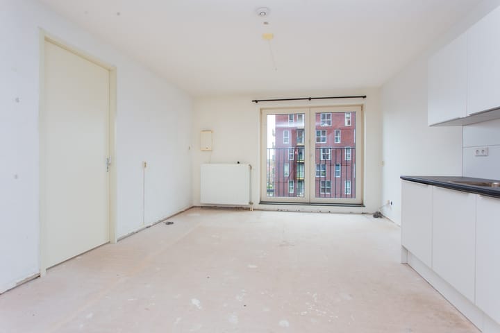 Photo 2 of Europaplein 842