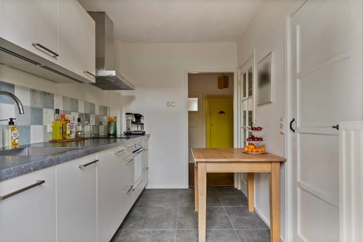 Photo 12 of Atjehstraat 55