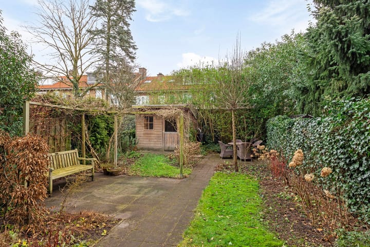 Photo 21 of Atjehstraat 55