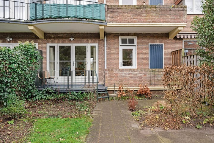 Photo 24 of Atjehstraat 55