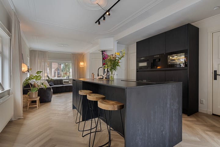 Foto 9 van Bloemwijklaan 9