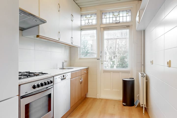 Foto 11 van Roelofsstraat 110