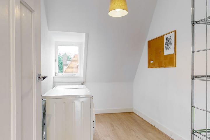 Foto 15 van Roelofsstraat 110