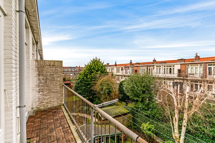 Foto 18 van Roelofsstraat 110