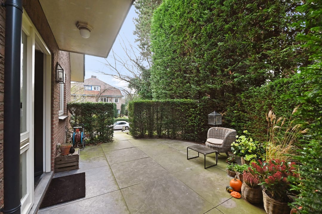 Foto 13 van Van Bommellaan 1