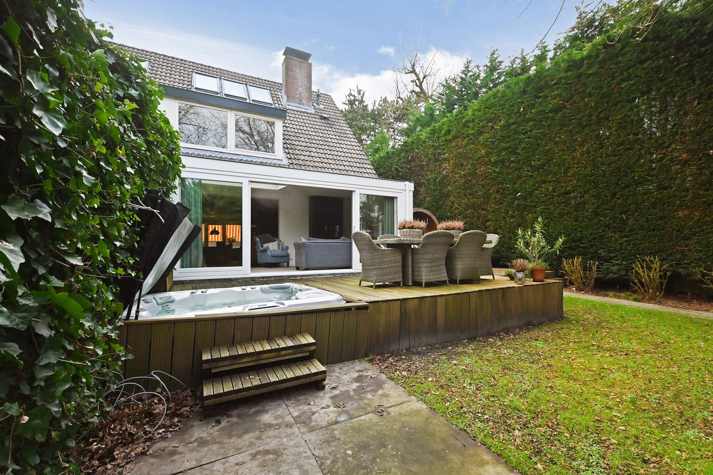 Foto 40 van Van Bommellaan 1