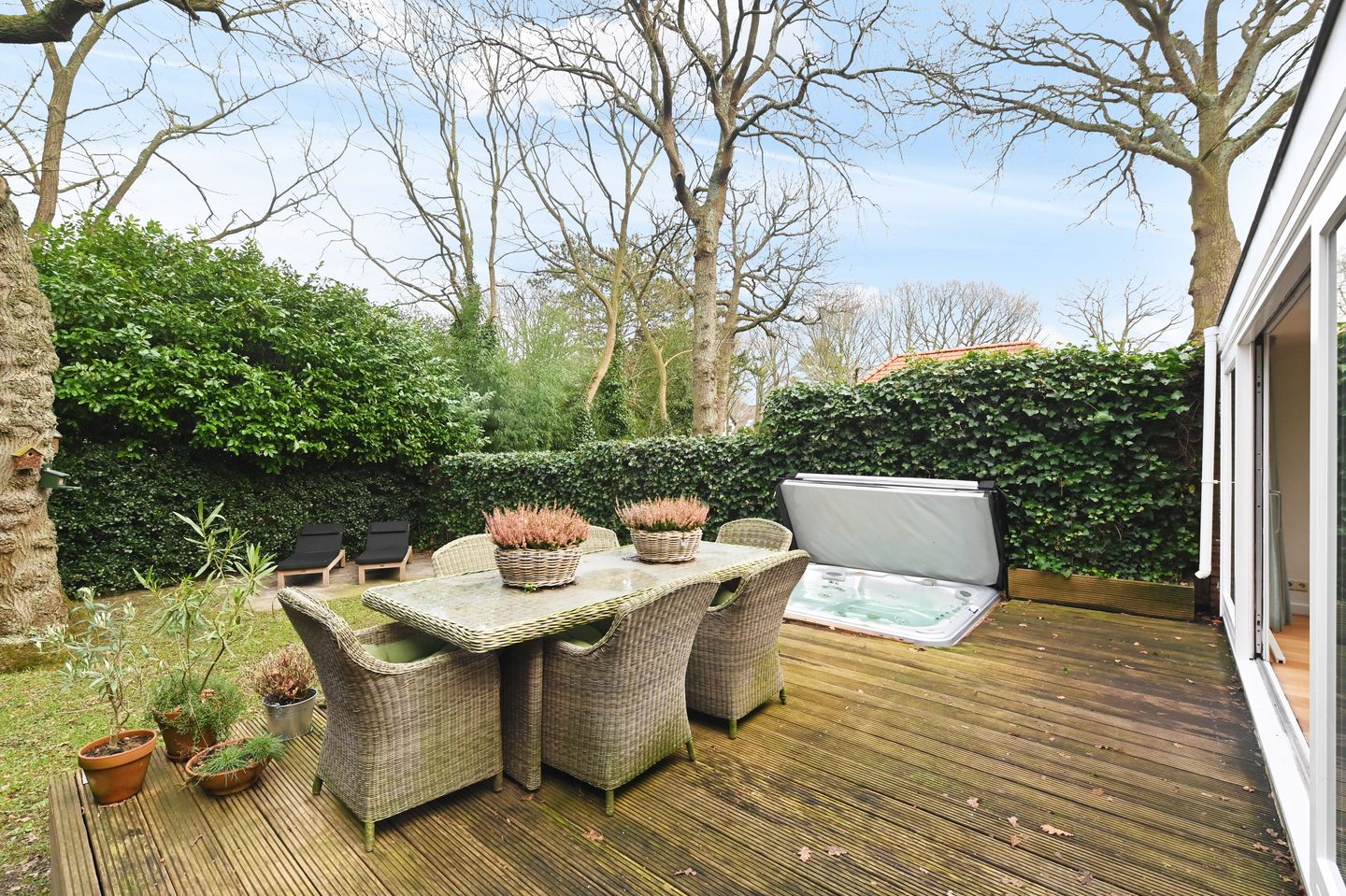 Foto 44 van Van Bommellaan 1