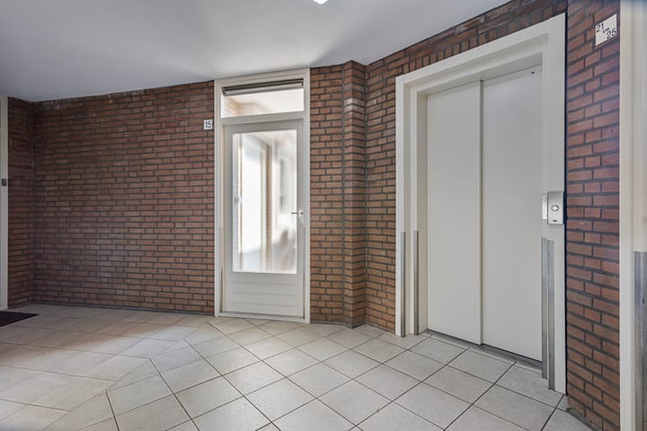 Foto 25 van Prior van Milstraat 17